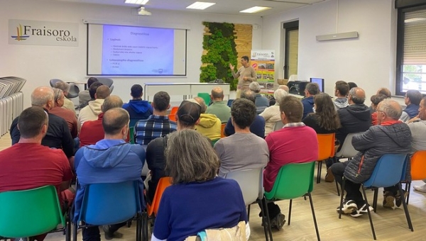 ENBA celebra una Charla informativa sobre Dermatosis en Fraisoro